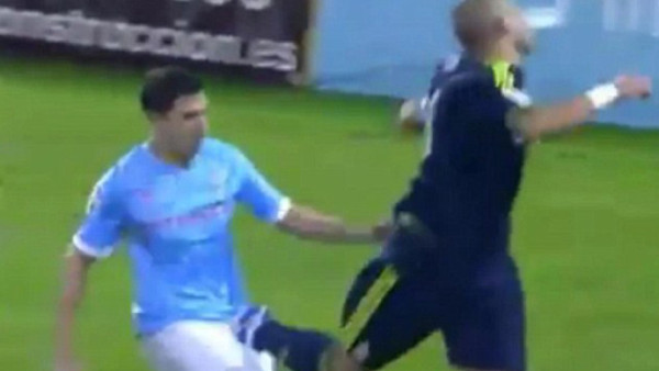 Video: Pepe pateó los testículos de un jugador del Celta