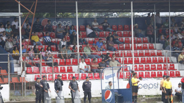 'La afición nos ha abandonado'