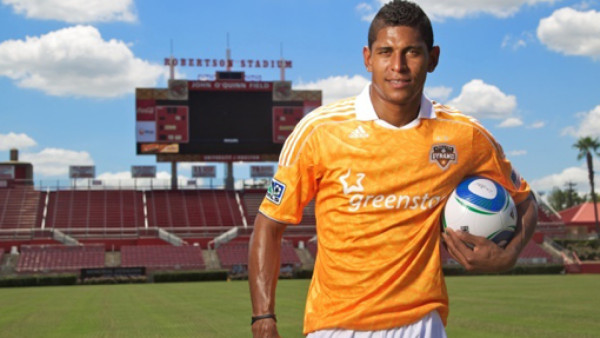 Atlas aún no le encuentra equipo a Carlo Costly