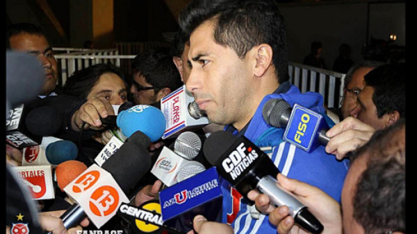 Portero chileno queda libre tras detención por conducir ebrio