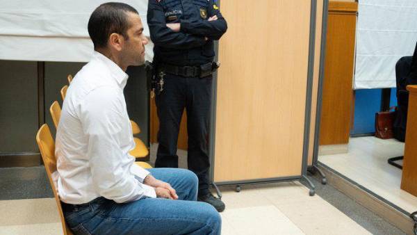 Dani Alves queda en libertad: la extraña reacción de Joana Sanz y recibió inesperada visita antes de salir