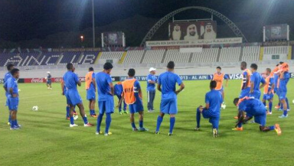 Sub-17 de Honduras reconoció cancha del Khalifa Bin Zayed Stadium