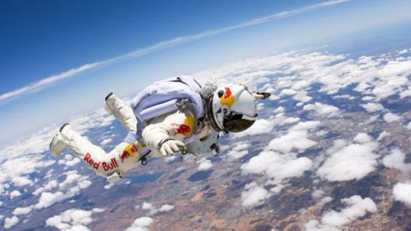 Saltos espectaculares de Baumgartner