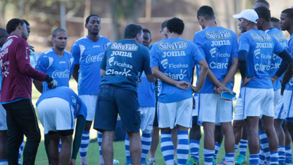 Honduras entrena sin cargos de conciencia