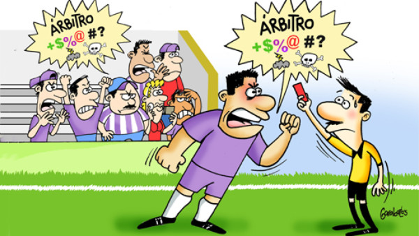 Insultar a los árbitros se ha puesto de moda