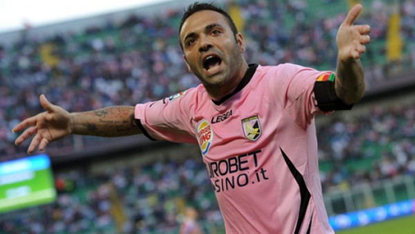 VIDEO: Sensacional golazo de volea desde la media cancha en Italia