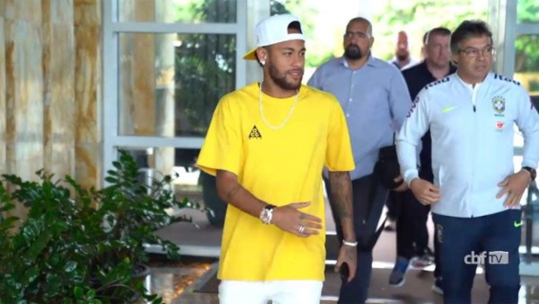 Con Brasil y en Miami: Así luce Neymar tras su fichaje fallido por el Barcelona