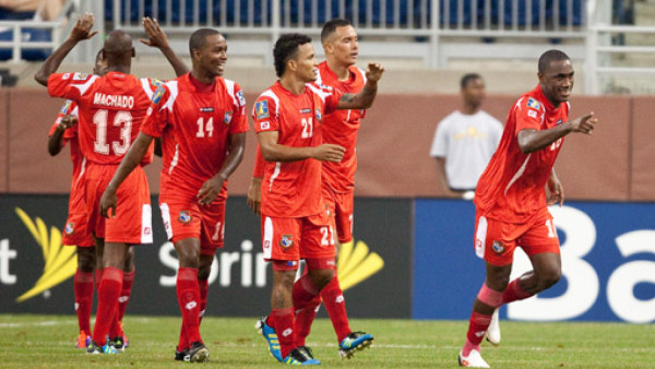 Agónico triunfo de Panamá sobre Guadalupe