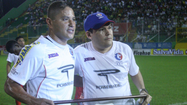 Mándale tu mensaje a Wilmer Velásquez