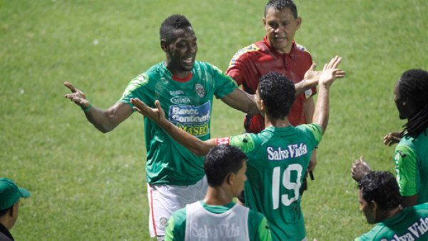Marathón despierta en un vibrante clásico