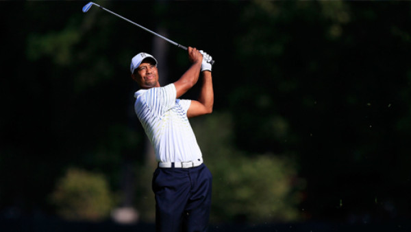 Woods y Rose arrancan al frente del PGA