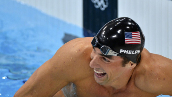 Phelps lo confirma: Todo el mundo orina en la piscina