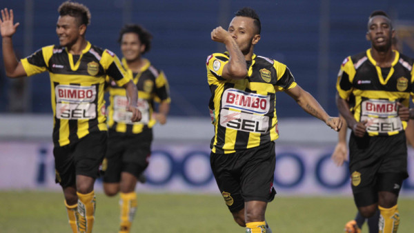 Real España saca punto de oro ante Motagua