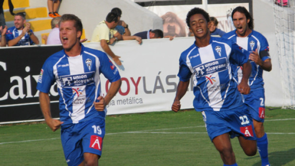 'Choco' Lozano se volvió a lesionar en empate del Alcoyano