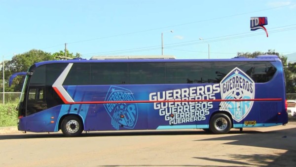 ¿Cuál es el más bonito? Los autobuses en los que se transportan los clubes de Centroamérica