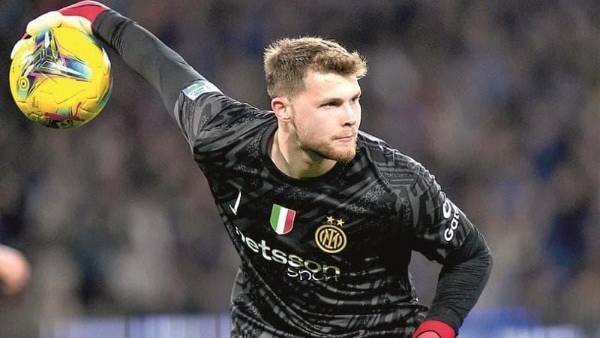 Josep Martínez, arquero del Inter, atropelló y mató a un jubilado de 81 años que circulaba en silla de ruedas por la calle.