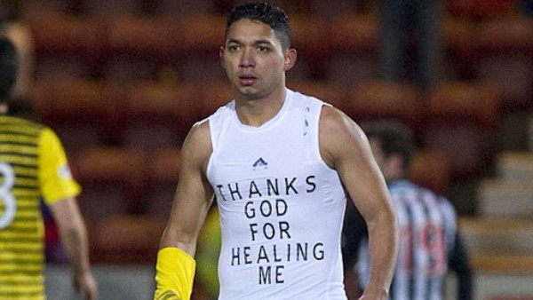 'Estoy muy contento de volver a jugar': Emilio Izaguirre
