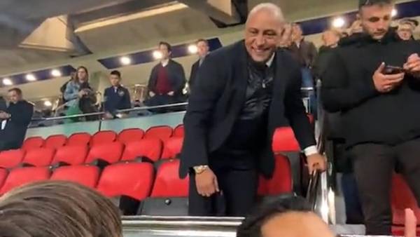 Roberto Carlos le dijo a unos aficionados del Real Madrid que Mbappé será del club blanco.