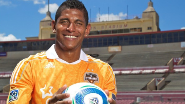 Costly usará la camiseta 29 en el Houston