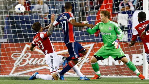 Jerry Bengtson obtiene un empate con sabor a derrota