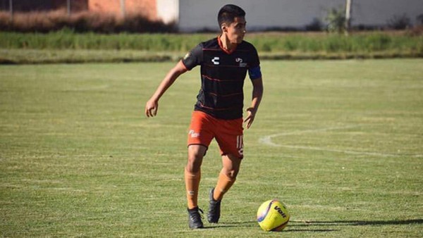 Fichajes Centroamérica: Tres guatemaltecos a Europa, el futuro de Bryan Ruiz y Saprissa suma más bajas