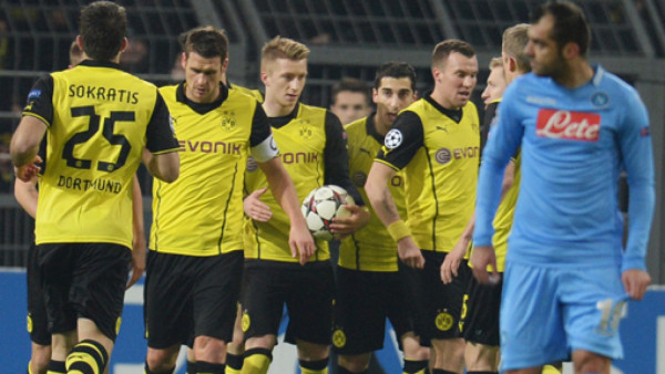 Borussia Dortmund derrota al Nápoli y se mete a la pelea