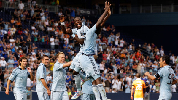 Costly, expulsado por violenta barrida