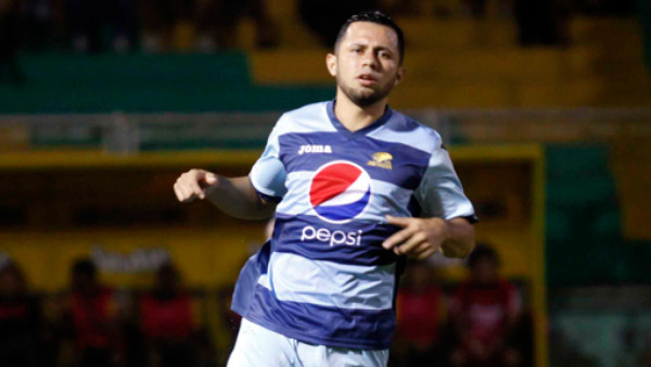 Alfredo Mejía estará dos meses fuera por lesión