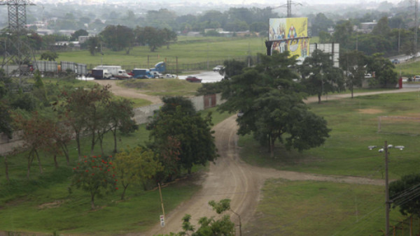 Parqueos siguen siendo el problema del Olímpico