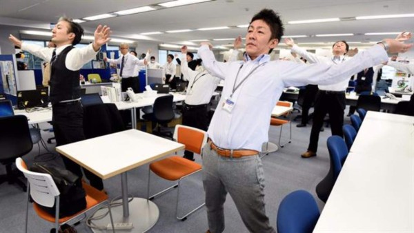 ¿Sorprendidos porque recogen basura en Rusia? 22 cosas que solo en Japón podrás ver