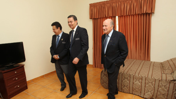 Joseph Blatter inaugura Proyecto Gol en Siguatepeque