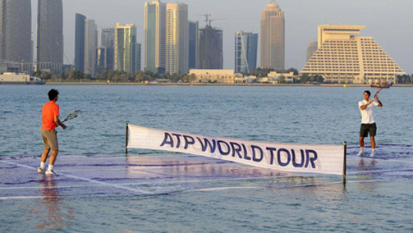 Nadal y Federer jugaron sobre el agua