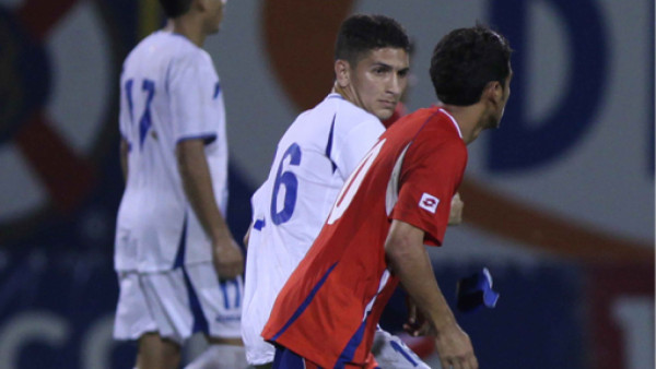 El relajo lo armó el tico Diego Estrada