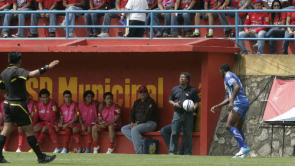 Debut arrollador de Ramón Maradiaga en Guatemala