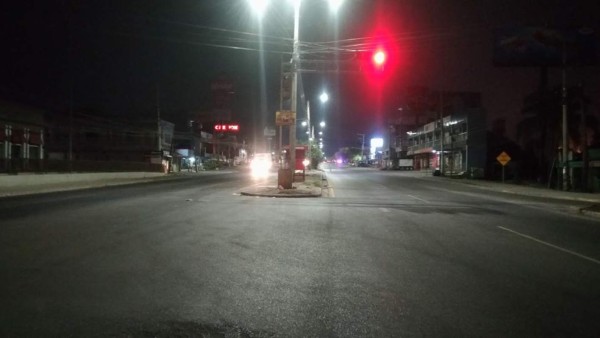 Así es el hospital móvil que instalaron en Villanueva, Cortés para pacientes con coronavirus