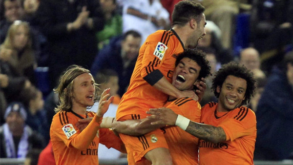 Real Madrid gana y se acerca a los líderes