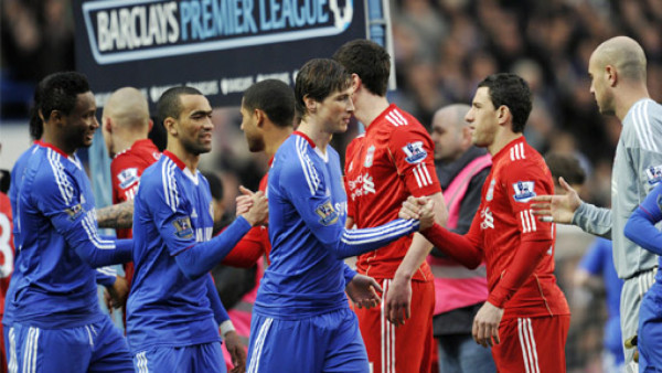 Liverpool amarga el estreno del 'Niño' Torres