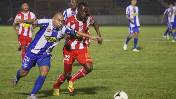 Sólo faltó el gol en el Vida y Victoria