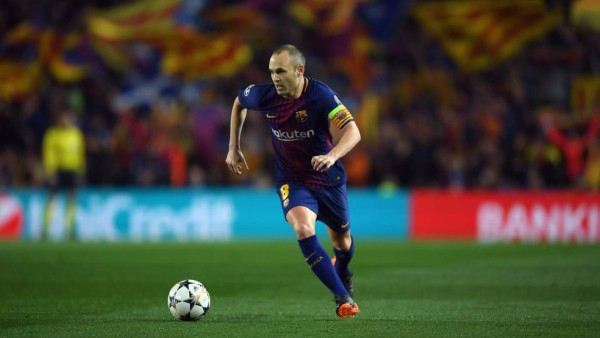 Tridente de locos: El 11 histórico del Barcelona, elegido por la afición