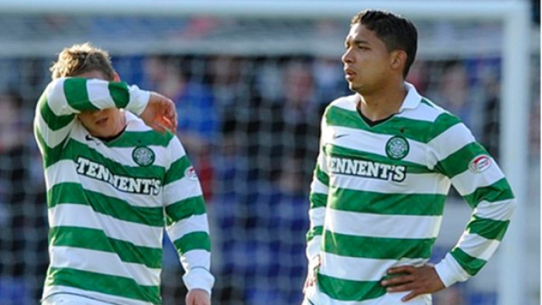 Anulan gol a Emilio Izaguirre en derrota del Celtic