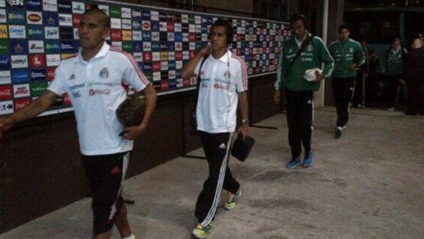 Selección mexicana llegó cabizbaja a su país tras vergonzoso cierre