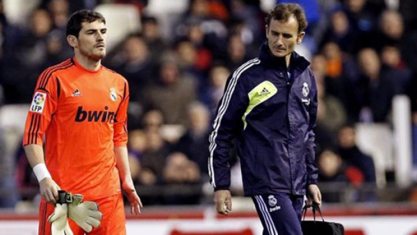 Iker Casillas se lesiona y preocupa a Real Madrid