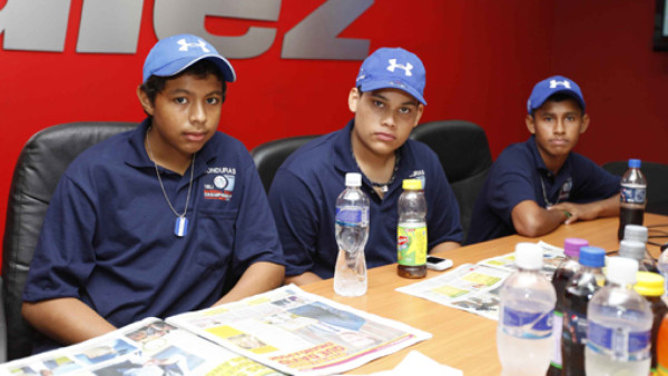 Digno recibimiento a la Selección Sub-15 de béisbol de Honduras