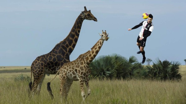 Michael Jordan y Carlos Pavón, protagonista de los memes tras el golazo de Cristiano Ronaldo