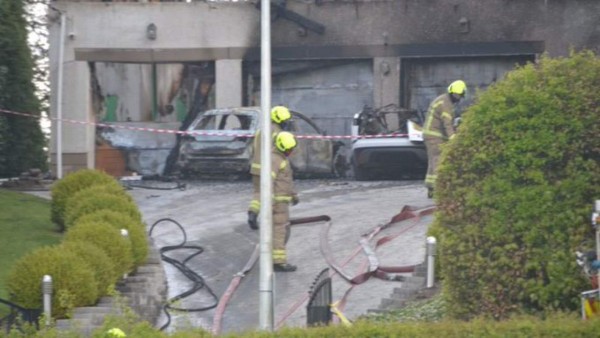Así quedó su flota de autos: incendiaron la mansión del presidente del Celtic mientras dormía; 'estamos perturbados'