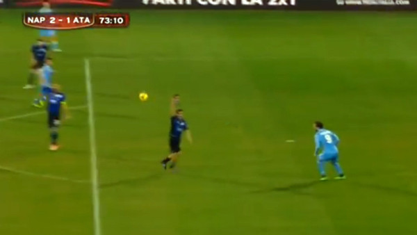 VIDEO: El cómico gol del Nápoles sobre Atalanta en Copa Italia