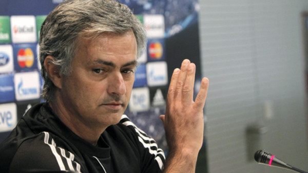 Mourinho se va a Inglaterra después de dirigir al Real Madrid