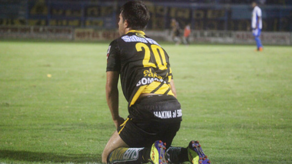 Victoria deja moribundo a Real España