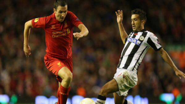 VIDEO: Tacleada de rugby durante juego de fútbol
