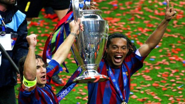 Ronaldinho: Visita inesperada, primer partido en la prisión el 'Cuadrilátero' y queda campeón